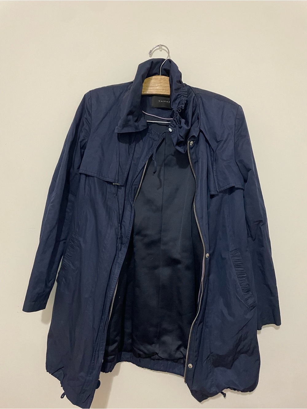 Tahari Navy Blue Rain Jacket Fitted Waist Flare Size Small No Hood 30” Length